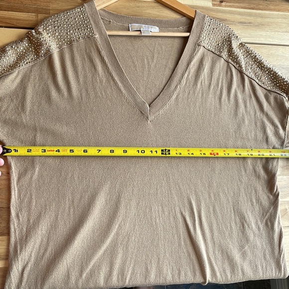 Michael Michael Kors V-Neck Sweater - Picture 5 of 6
